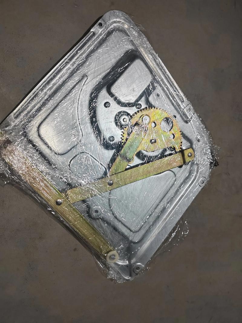 在当今这个数字化时代,人工智能已经深入到我们生活的方方面面。从智能手机上的语音助手,到自动驾驶汽车,再到医疗诊断系统,AI的应用无处不在。那么,这些技术究竟如何改变我们的生活?让我们通过几个具体案例来一探究竟。